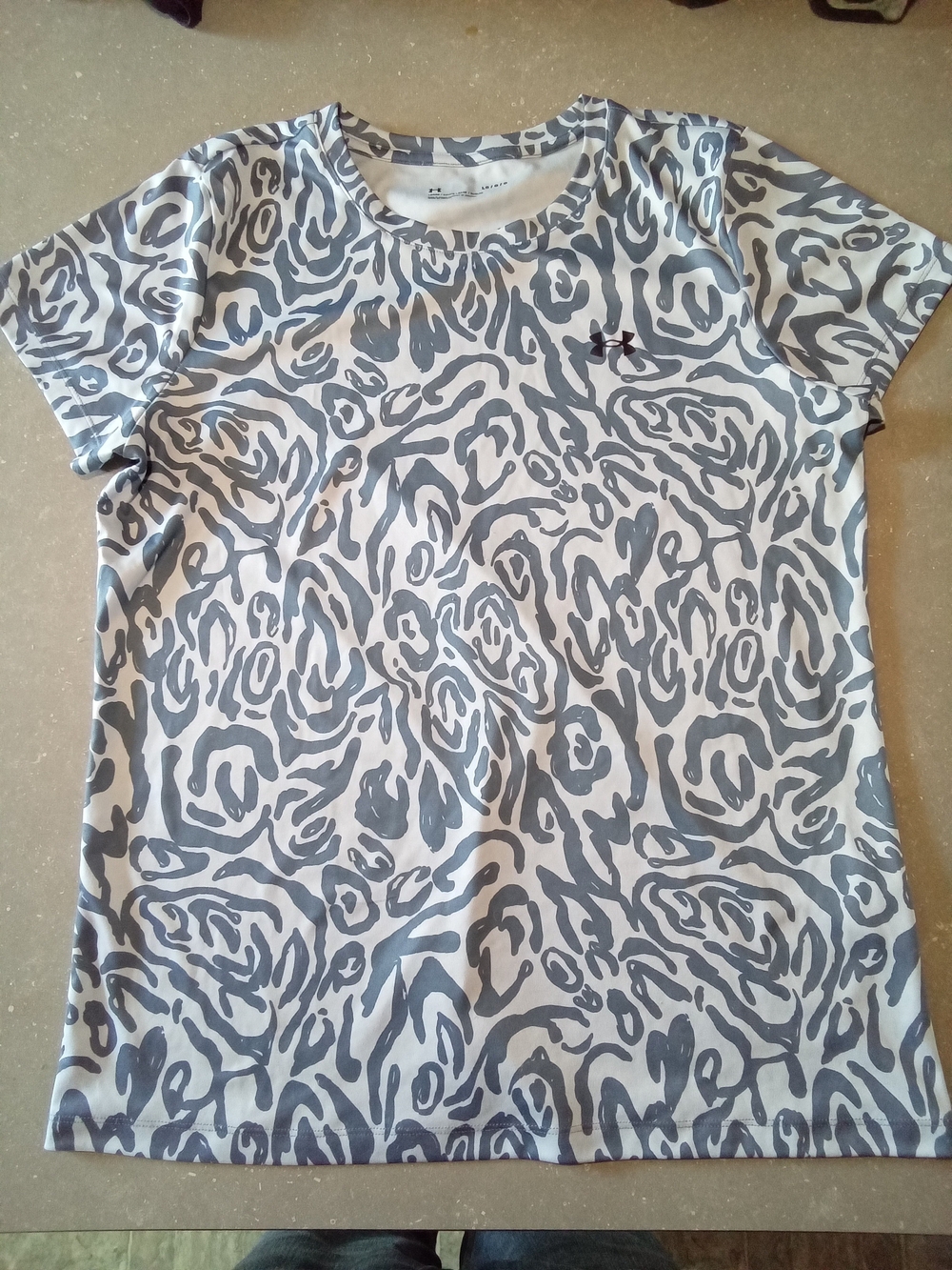 Under Armour Women's Long Sleeve Tee in White and Gray Animal Print